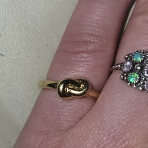 Gold Knot Ring